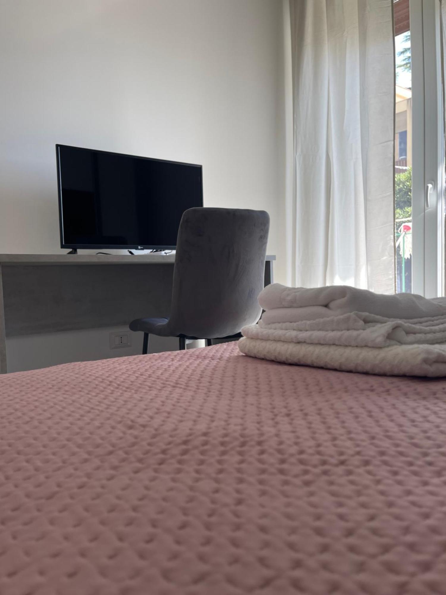 Leos Rooms Caltanissetta Luaran gambar